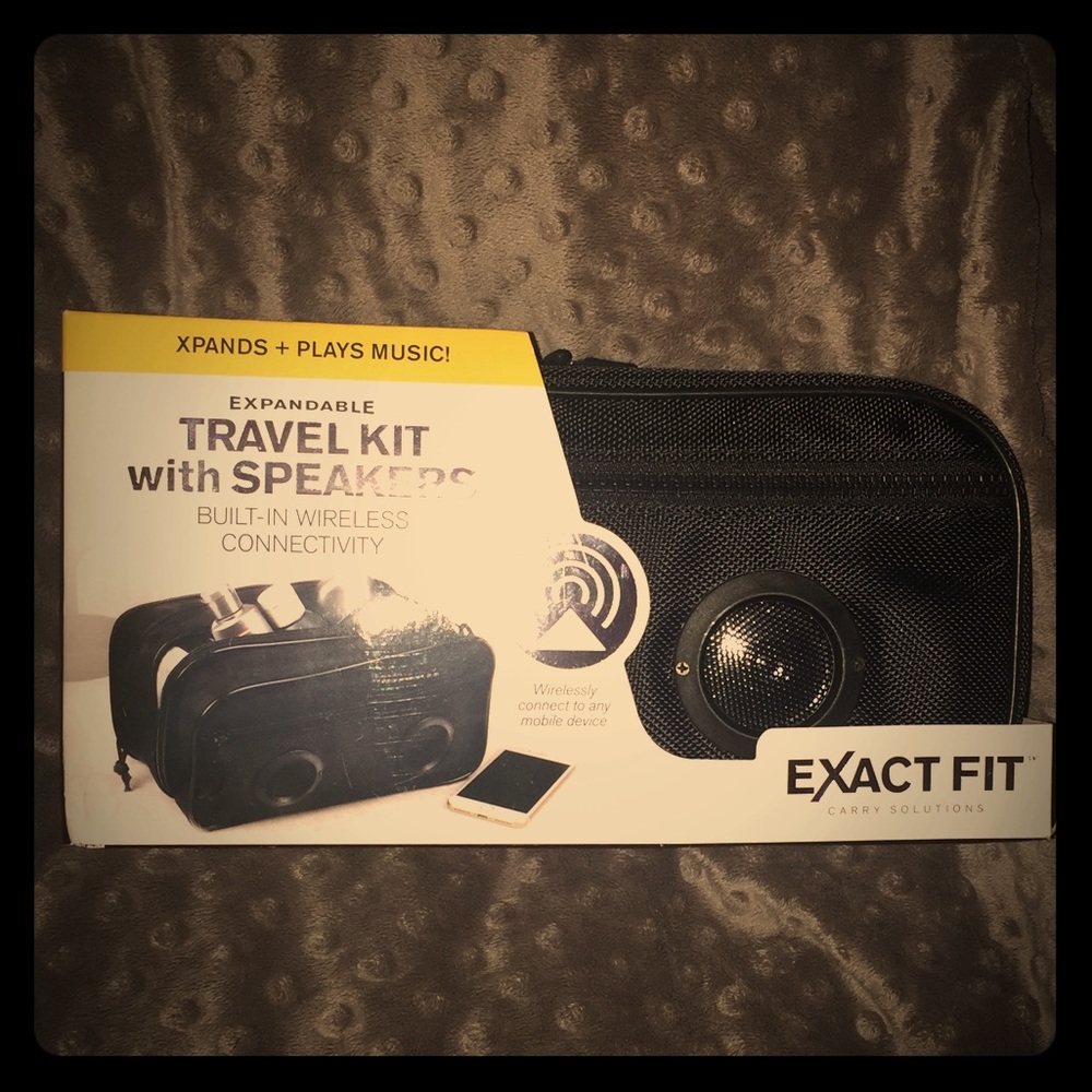 Travel Bag with Speakers